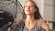 Gesundheitsbehörden warnen, dass Ventilatoren bei steigenden Temperaturen von Kühlung auf ...