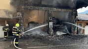 Das Feuerwehrhaus wurde völlig zerstört. 
