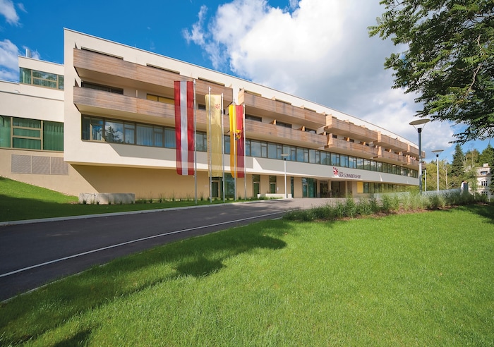 Das Unternehmen (im Bild die Klinik Der Sonnberghof in Bad Sauerbrunn im Burgenland) ist bei uns ...