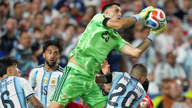 Wo spielt Emiliano Martinez in der kommenden Saison?