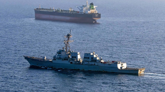 Bereits im April hatten Schiffe der US-Marine die Meerenge blockiert.