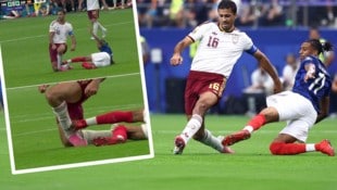 Eine weiterhin umstrittene Szene im ersten WM-Halbfinale. 