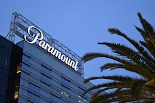 Am Montag hatten bereits zwölf US-Bundesstaaten Klage gegen den Paramount-Deal eingereicht.