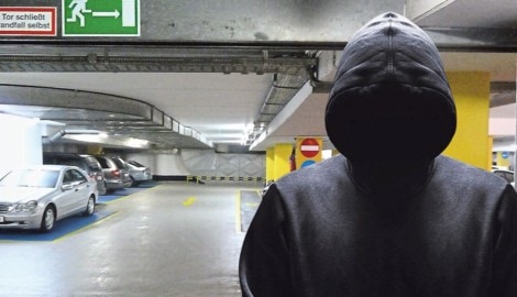 Trickbetrüger haben es im Urlaub meist auf unachtsame Touristen abgesehen.