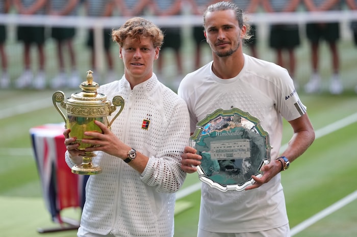 Die Wimbledon-Finalisten Jannik Sinner (li.) und Sascha Zverev