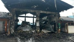 Das Rüsthaus der FF Lieserhofen wurde vollkommen von den Flammen zerstört.
