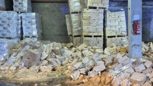 Das Tirolerbach(erl) am Firmengrund von Holz Wahl trat nach Unwetter im Bezirk Wiener Neustadt ...