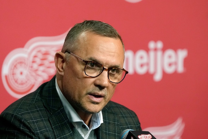 Steve Yzerman