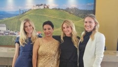 Larissa Marolt, Preeti Hoffmann, Anna Gasser und Michaela Riedl im neuen Hotel.