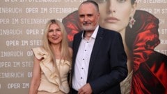 Landeshauptmann Hans Peter Doskozil (56) mit Ehefrau Julia