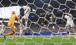 Einwechselspieler Lautaro Martinez köpfelte in der 92. Minute Argentinien ins WM-Finale. Der ...