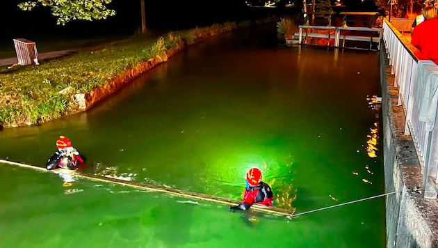 Der Almkanal wurde abgesucht.