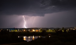Ein Gewitter über Kroatien (Symbolbild)