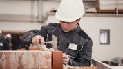 In OÖ gibt es rund 21.000 Lehrlinge in etwa 5000 Betrieben.