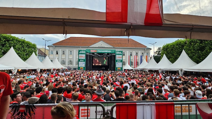 Das ist die tolle WM-Perspektive vom VIP-Zelt aus.