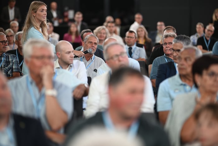 Impressionen von dem ersten „Sommertour“-Teil des Kanzlers.