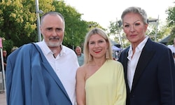 Ehrensache: Alfons Haider nahm Landeshauptmann Hans-Peter Doskozil und Ehefrau Julia in Empfang.