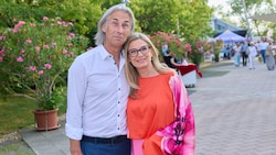 Nach ihrer Operation strahlt Christa Kummer wieder: Gemeinsam mit Ehemann Franz genoss die ...
