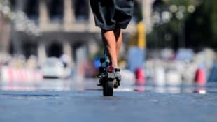In Italien gilt seit Donnerstag eine Versicherungspflicht für E-Scooter.