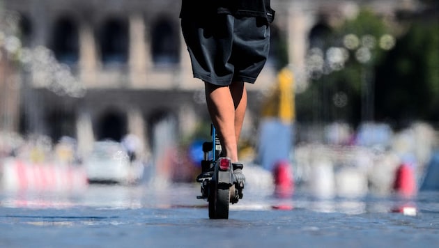 In Italien gilt seit Donnerstag eine Versicherungspflicht für E-Scooter.
