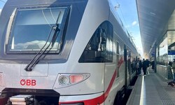 Der Zugverkehr ist auch am Freitag noch massiv eingeschränkt auf der Strecke. 