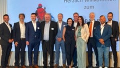 Florian Traußnig (ganz links) lud Experten aus Wirtschaft, Recht und Risikomanagement ein, um ...