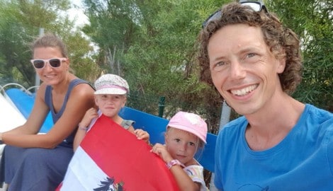 Die österreichische Flagge war nach dem Auslaufen in Südfrankreis immer gehisst – je nach ...