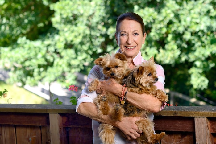 Einkehr auf Gut Aiderbichl: In Henndorf besuchte Hundefreundin Ziegler das Tierrefugium.