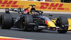 Max Verstappen zeigte im ersten Training auf. 