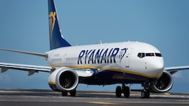 Ryanair verlangt von seinen Kunden zu Unrecht Gebühren.