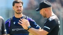 Trainer Stephan Helm (re.) mit Routinier Aleksandar Dragovic.