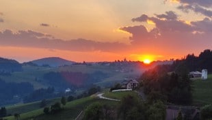 Nach den heftigen Gewittern vom Freitag zeigt sich am Samstag wieder öfter die Sonne – doch neue ...