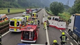 Die Urlaubsfahrt endete in einer Tragödie: Das Mädchen (13) erlag seinen schweren Verletzungen.