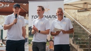 Teamstürmer Michi Gregoritsch (li.) lud zum Charity-Golfen nach Thal bei Graz.
