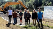 Archäologen begleiten die Grabungen für das „Aflenz Memorial“ am Gelände des ehemaligen ...