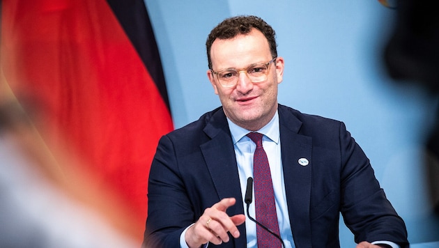 CDU/CSU-Politiker Jens Spahn tritt zurück.