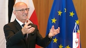 Tirols Landeshauptmann Anton Mattle (ÖVP) quatscht nicht nur, er handelt auch.