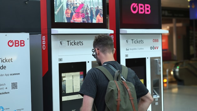 Zugtickets gelten momentan in der Westbahn und in den ÖBB-Zügen gleich auf der Weststrecke.