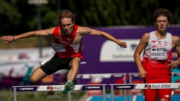 Zsombor Klucsik steht bei der U18-EM in Rieti im Finale des 400 Meter Hürden-Bewerbs.