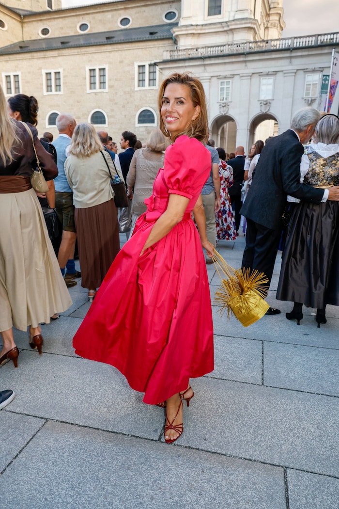 Modedesignerin Carolin Sinemus machte den Domplatz kurzerhand zum Catwalk.