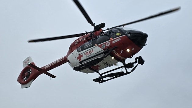 Der Notarzthubschrauber „RK 2“ rückte aus.