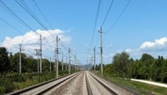 Ab morgen, Montag sollte der Zugverkehr auf der Westbahn wieder ihren geregelten Lauf nehmen. 