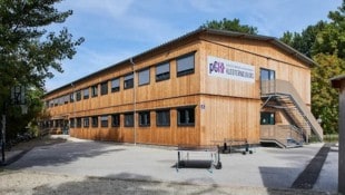 Das provisorische Gebäude für das Gymnasium hat in vier Jahren ausgedient.