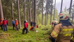 Bergrettung und Feuerwehr im Einsatz