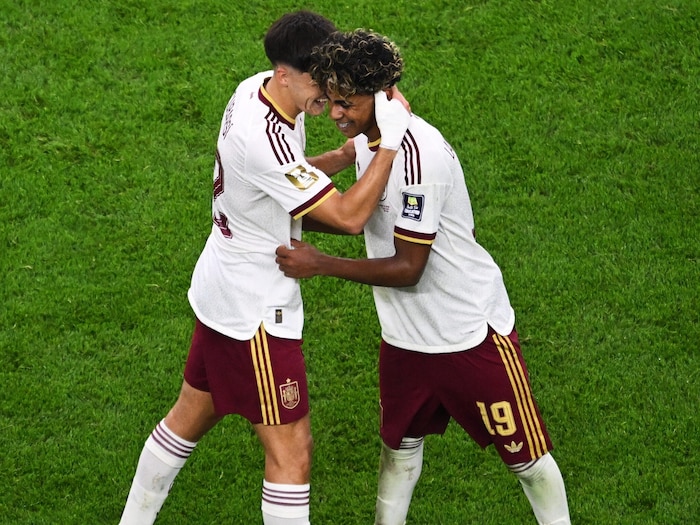 Pau Cubarsi (l.) und Lamine Yamal
