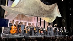 Geigerin Patricia Kopatchinskaja und die Camerata Salzburg bei ihrem Konzert im Haus für Mozart.