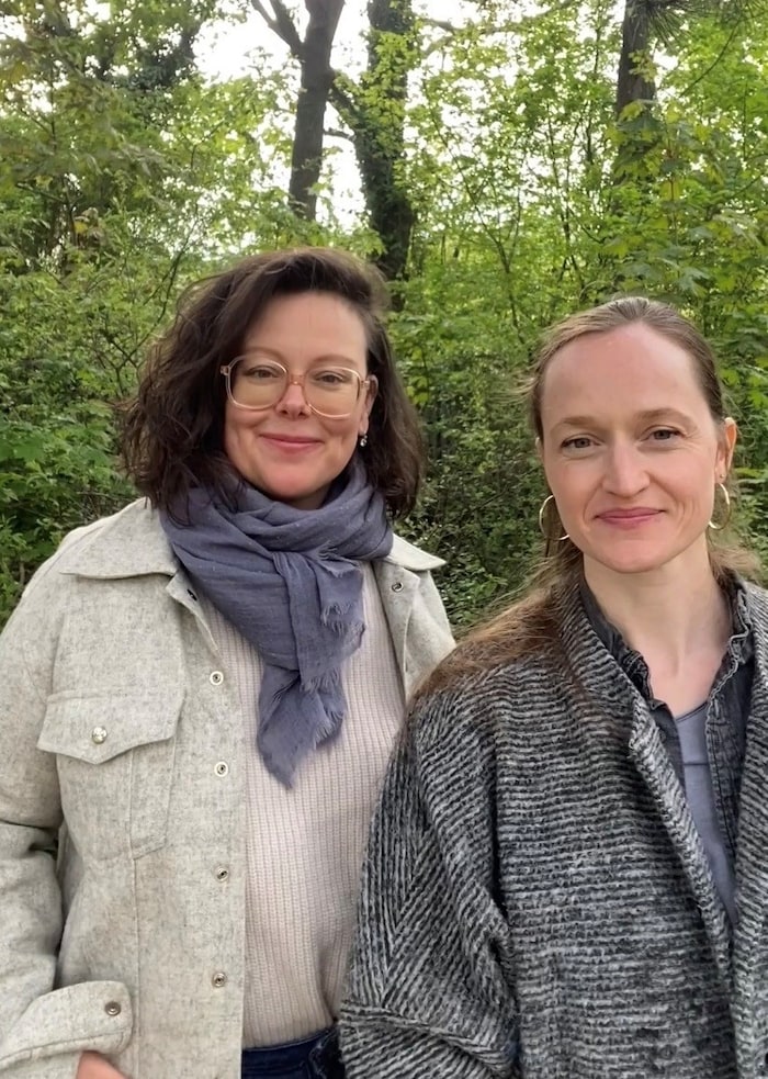 Amalia Altenburg (li.) und Julia Meinx leiten die Workshops.