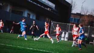 Tina Krassnig (M.) schließt sich leihweise Austria Klagenfurt an.