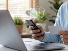 Bei Cashback-Aktionen bekommen Kunden nach dem Kauf einen vereinbarten Teil des Kaufpreises ...