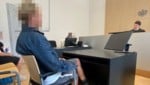 Der Angeklagte wurde betrunken vorgeführt, sprach kaum verständlich und sorgte mit seiner ...